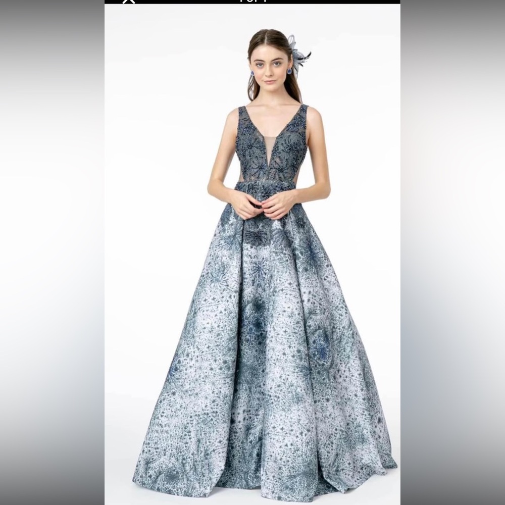 Evening Gown Sparkle beaded blue gray
